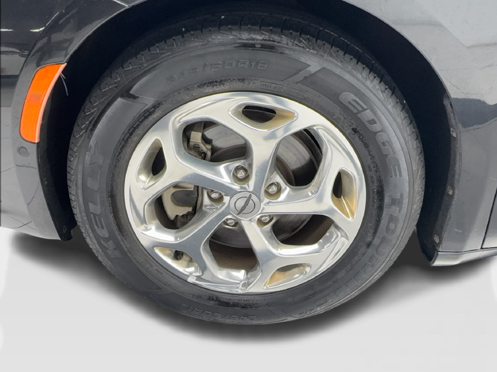 Used 2022 Chrysler Pacifica Limited FWD image 13