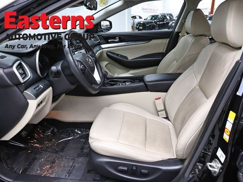 Used 2022 Nissan Maxima SV FWD image 14