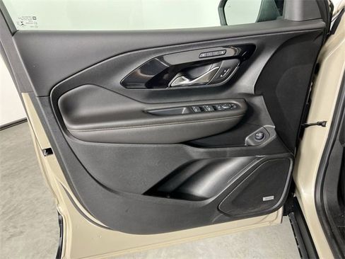 Used 2022 GMC Terrain AT4 w/ Infotainment Package II image 22