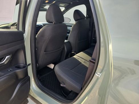 Used 2024 Hyundai Santa Cruz SE image 9