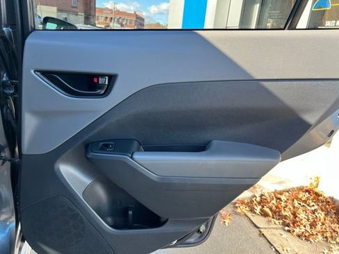 Used 2024 Subaru Crosstrek 2.0i Premium w/ Popular Package #3 image 19