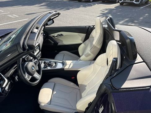 Used 2023 BMW Z4 M40i w/ Premium Package RWD image 18