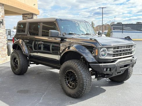 Used 2022 Ford Bronco 4-Door w/ Sasquatch Package image 5