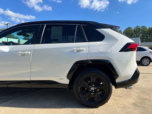 Used 2021 Toyota RAV4 XSE w/ XSE Grade Weather Package image 31