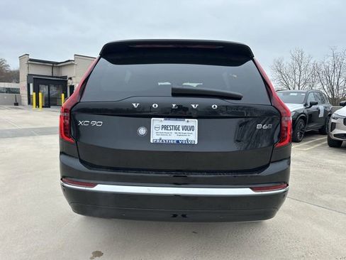 New 2026 Volvo XC90 B6 Plus image 6