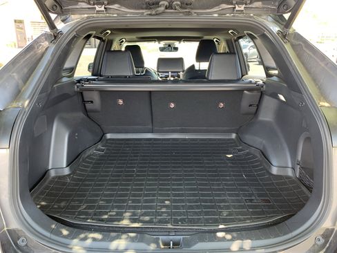 Used 2022 Toyota RAV4 XSE AWD/4WD image 34