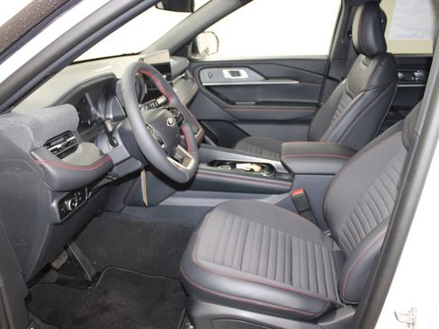 New 2026 Ford Explorer ST-Line AWD/4WD image 22