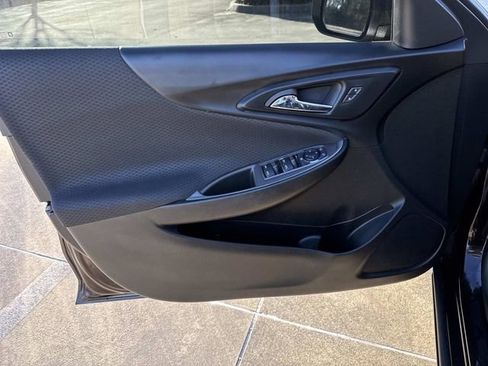 Used 2020 Chevrolet Malibu LS image 24