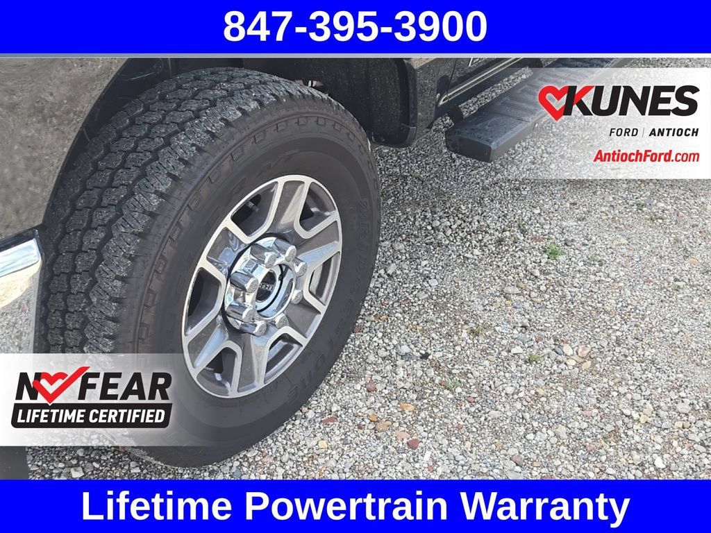 Used 2025 Ford F250 Lariat AWD/4WD image 13
