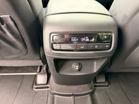Used 2025 Hyundai Palisade XRT AWD/4WD image 33
