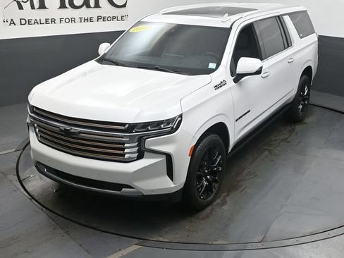 Used 2023 Chevrolet Suburban High Country AWD/4WD image 49