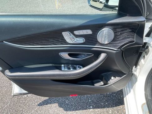 Used 2017 Mercedes-Benz E 300 4MATIC image 11