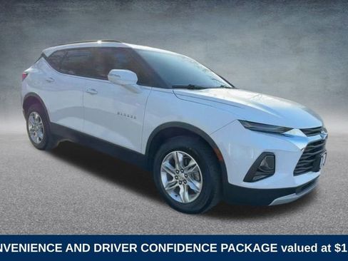 Used 2020 Chevrolet Blazer LT image 2