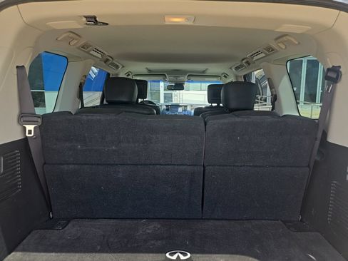 Used 2017 INFINITI QX80 2WD w/ Driver Assistance Package image 8