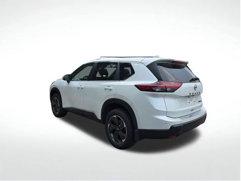 Used 2024 Nissan Rogue SV image 7