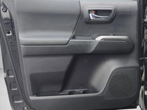 Used 2023 Toyota Tacoma TRD Off-Road image 16