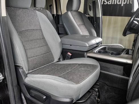 Used 2017 RAM 2500 Lone Star image 29