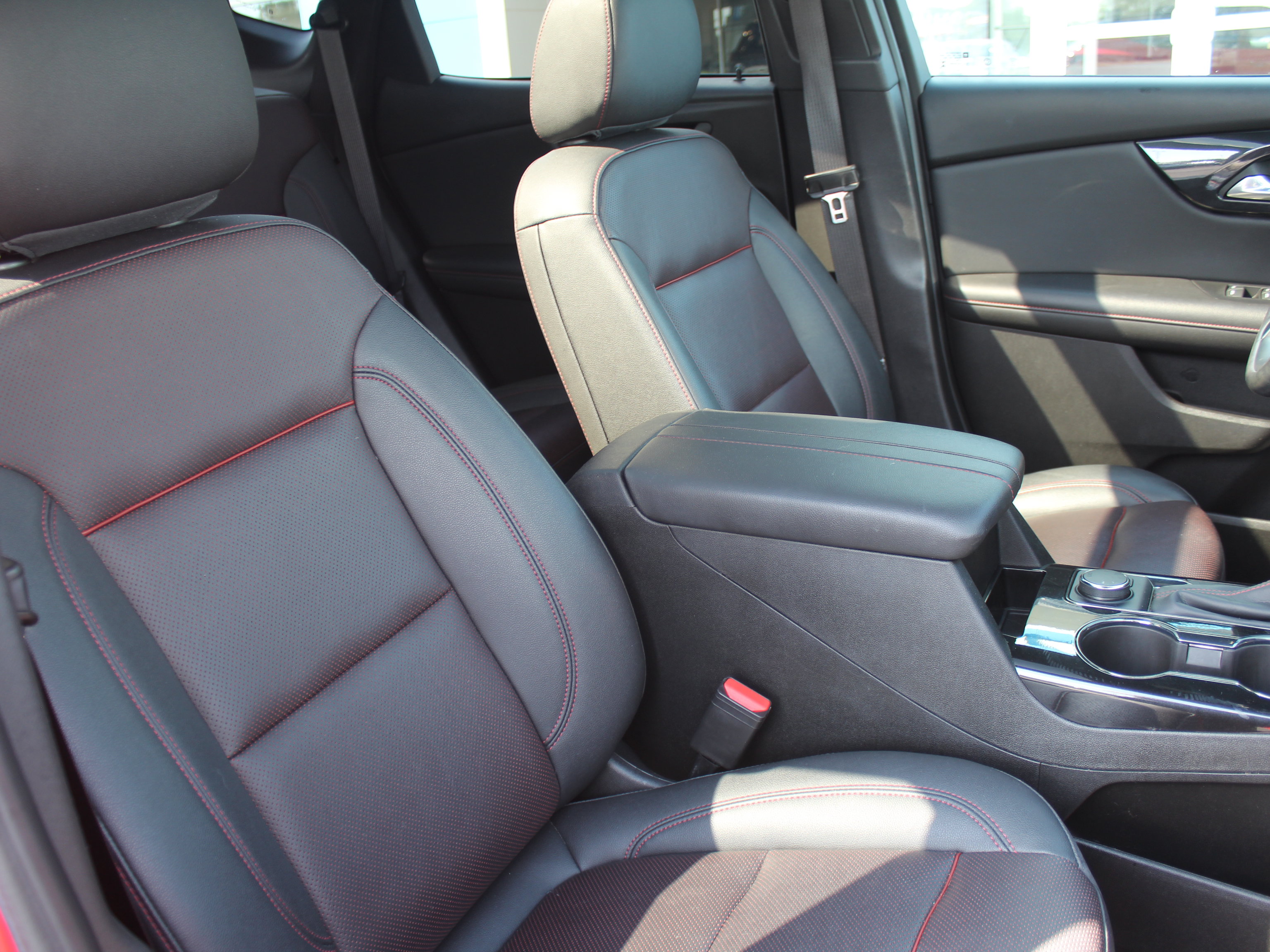 Used 2022 Chevrolet Blazer RS AWD/4WD image 31