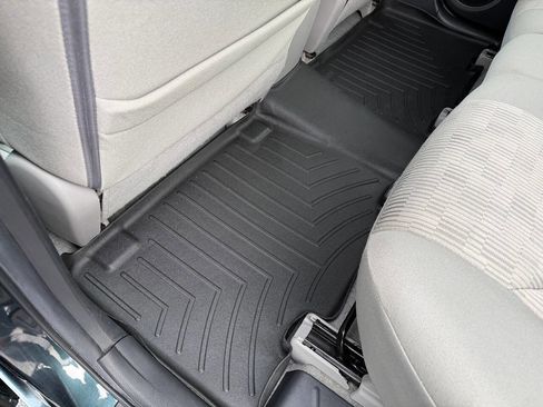 Used 2011 Toyota RAV4 4WD image 31