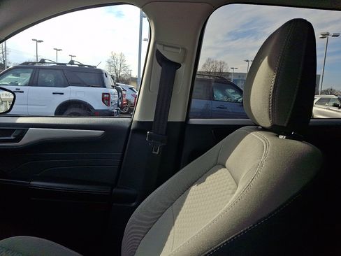 Certified 2022 Ford Escape SE image 17