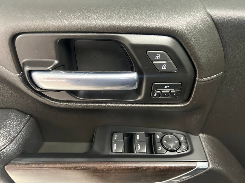 Used 2022 GMC Sierra 1500 Denali w/ Denali Reserve Package AWD/4WD image 17