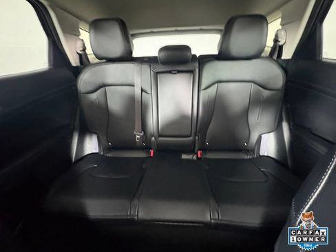 Certified 2025 Kia Sportage EX AWD/4WD image 6