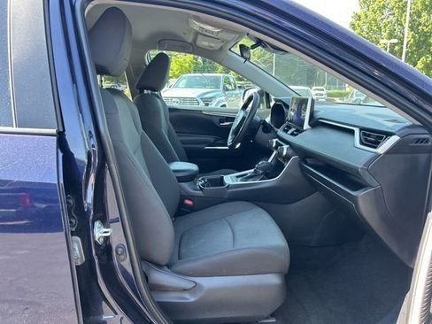 Used 2024 Toyota RAV4 XLE FWD image 19