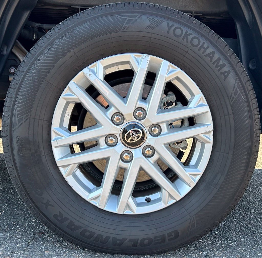 Certified 2025 Toyota Tundra SR5 w/ SR5 Premium Package AWD/4WD image 27