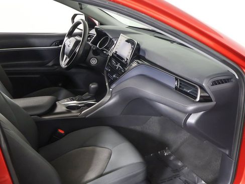 Used 2024 Toyota Camry LE image 20