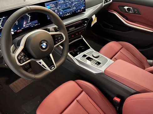 Used 2026 BMW 330i Sedan w/ M Sport Package RWD image 4