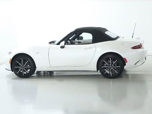 Certified 2024 MAZDA MX-5 Miata Grand Touring image 12