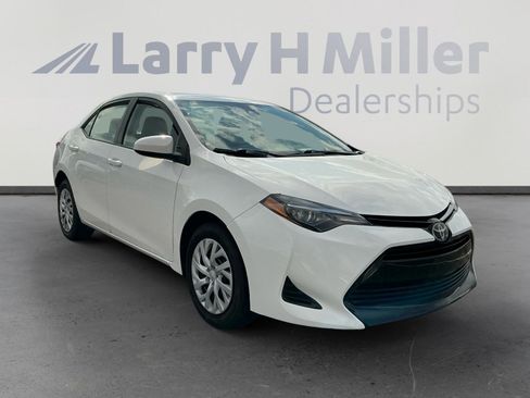 Used 2019 Toyota Corolla LE image 7