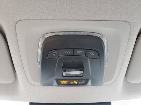 Used 2026 Toyota Corolla Cross L FWD image 18