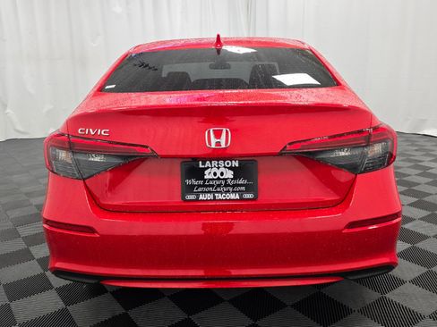 Used 2023 Honda Civic EX image 5