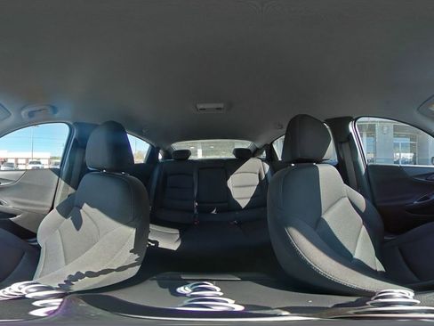 Used 2024 Chevrolet Malibu LT image 42