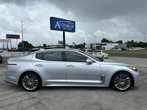 Used 2018 Kia Stinger RWD image 5