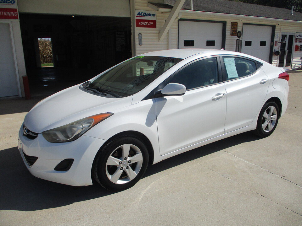 Used 2011 Hyundai Elantra GLS w/ Preferred Equipment Pkg 3 FWD image 11