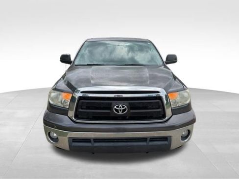 Used 2011 Toyota Tundra 2WD CrewMax w/ Tow Pkg image 10