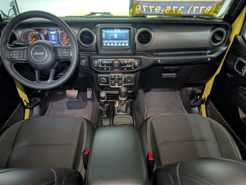 Used 2023 Jeep Gladiator Sport AWD/4WD image 11