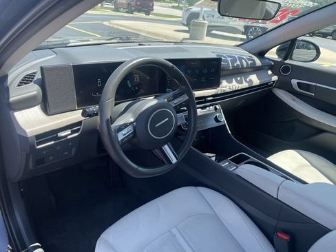 Used 2025 Hyundai Sonata SEL FWD image 18