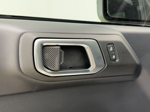 New 2025 Ford Bronco Badlands w/ Sasquatch Package image 18