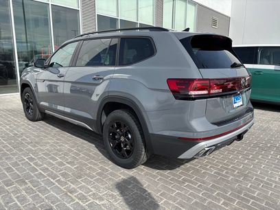 New 2026 Volkswagen Atlas Peak Edition