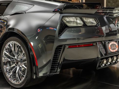 Used 2017 Chevrolet Corvette Z06 image 34