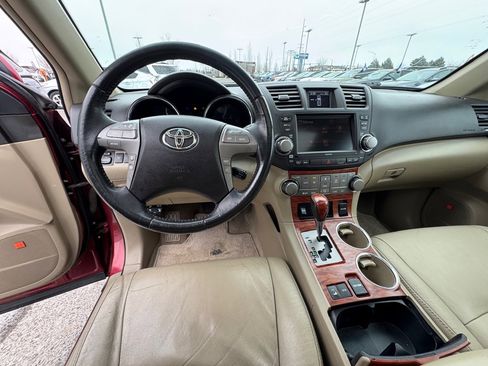 Used 2010 Toyota Highlander Limited image 12