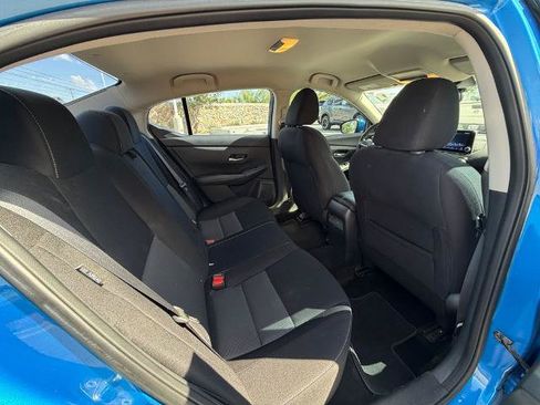 Certified 2021 Nissan Sentra SV FWD image 30