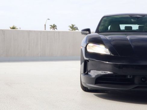 New 2026 Porsche Taycan RWD image 12