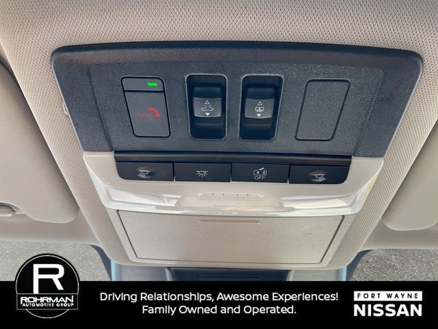 Used 2023 Nissan Rogue SV w/ SV Premium B Package AWD/4WD image 19
