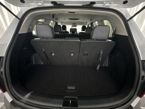 Used 2022 Kia Telluride LX AWD/4WD image 31