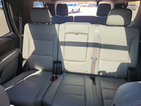 Used 2021 Chevrolet Tahoe Z71 w/ Z71 Signature Package image 53