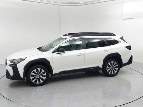 Certified 2024 Subaru Outback Limited AWD/4WD image 5